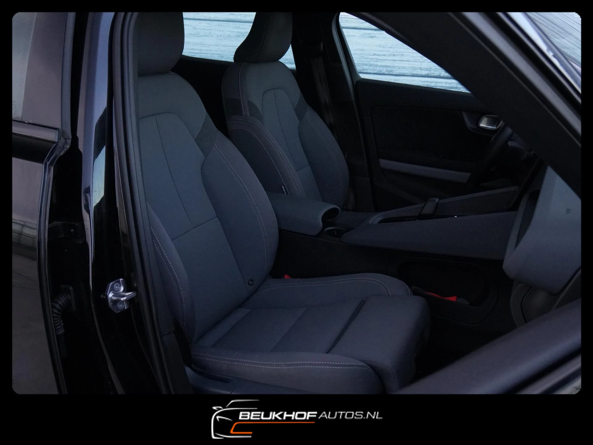 Hoofdafbeelding Polestar 2