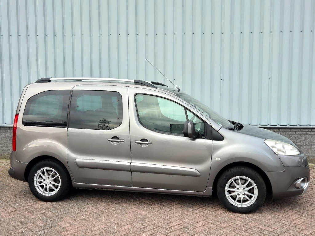 Hoofdafbeelding Peugeot Partner