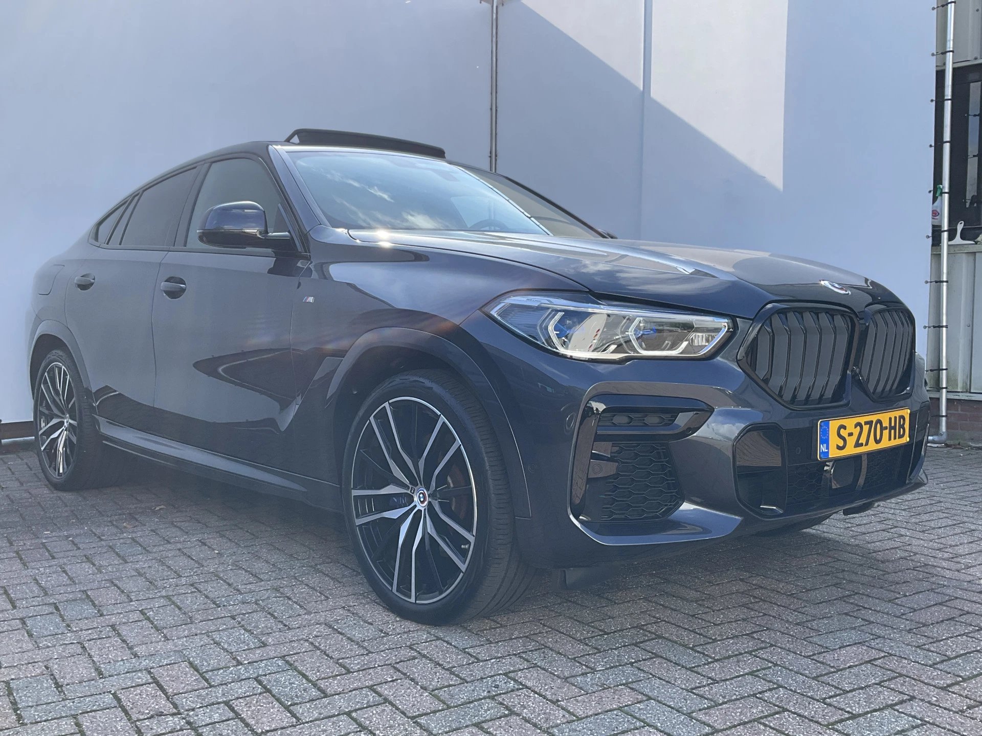 Hoofdafbeelding BMW X6