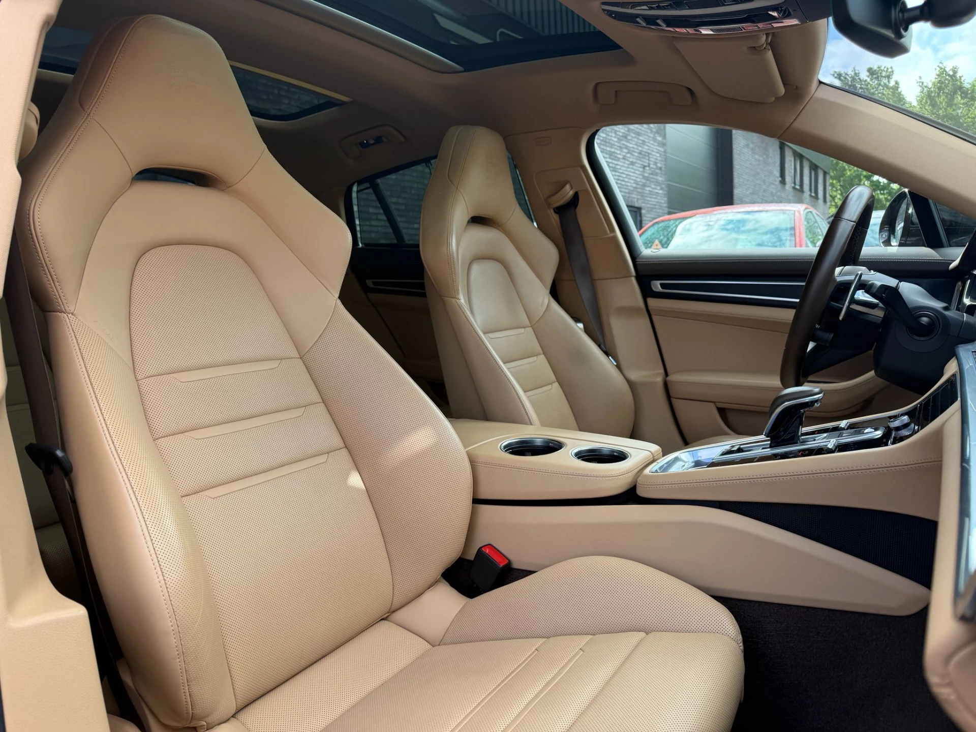Hoofdafbeelding Porsche Panamera