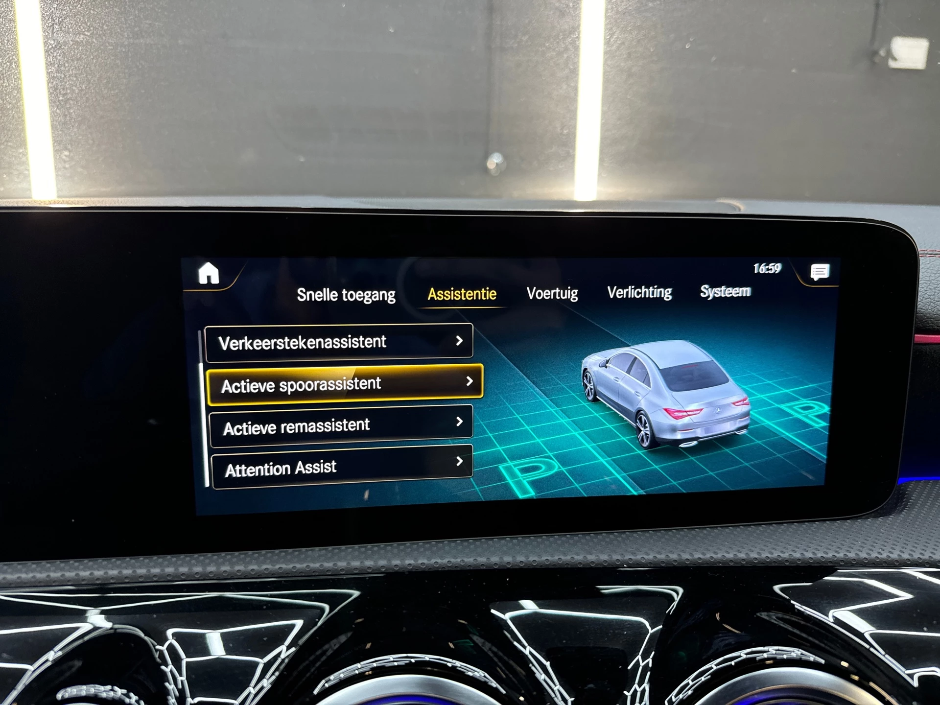 Hoofdafbeelding Mercedes-Benz CLA