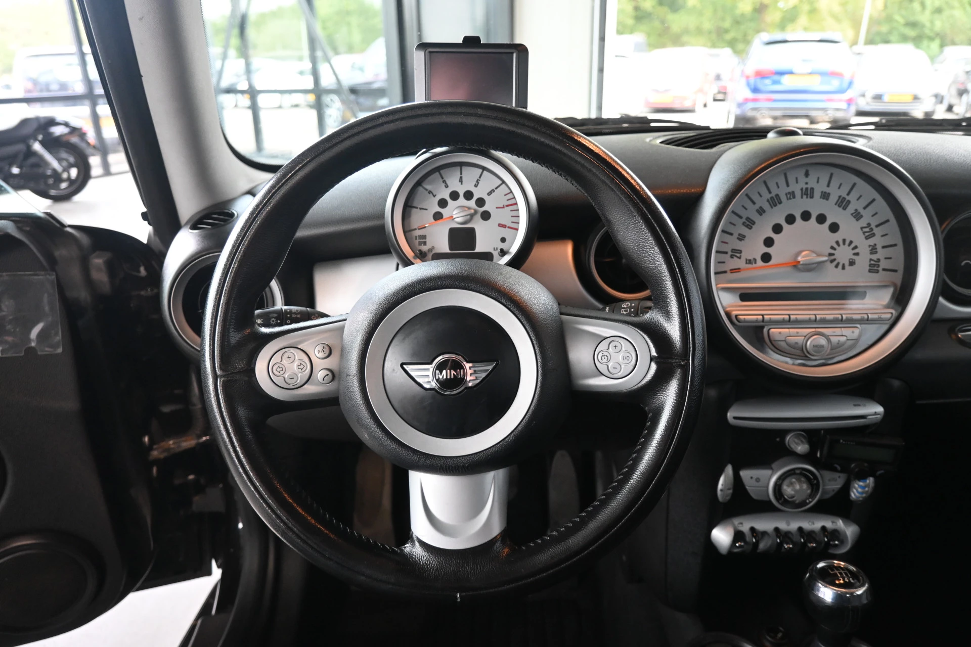 Hoofdafbeelding MINI One