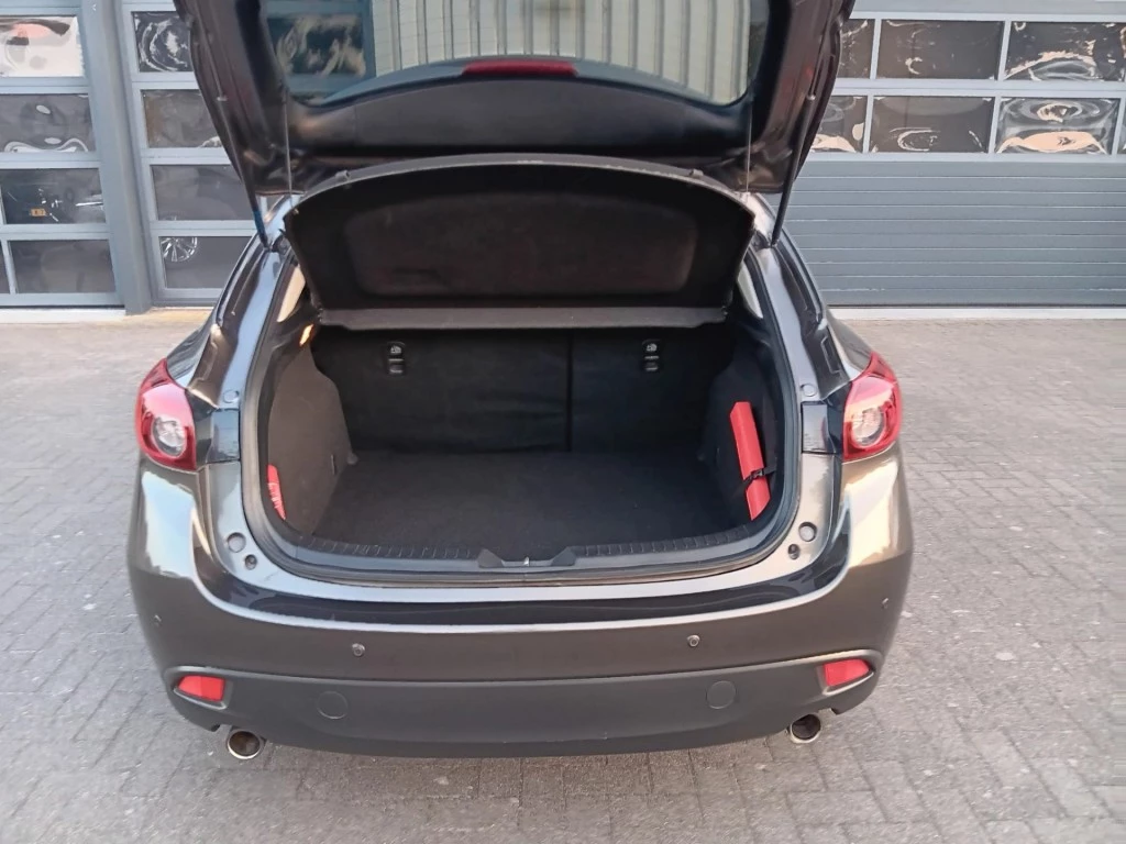 Hoofdafbeelding Mazda 3