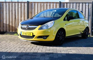 Opel Corsa 1.4-16V Color Race Edition Airco/Nieuwe APK