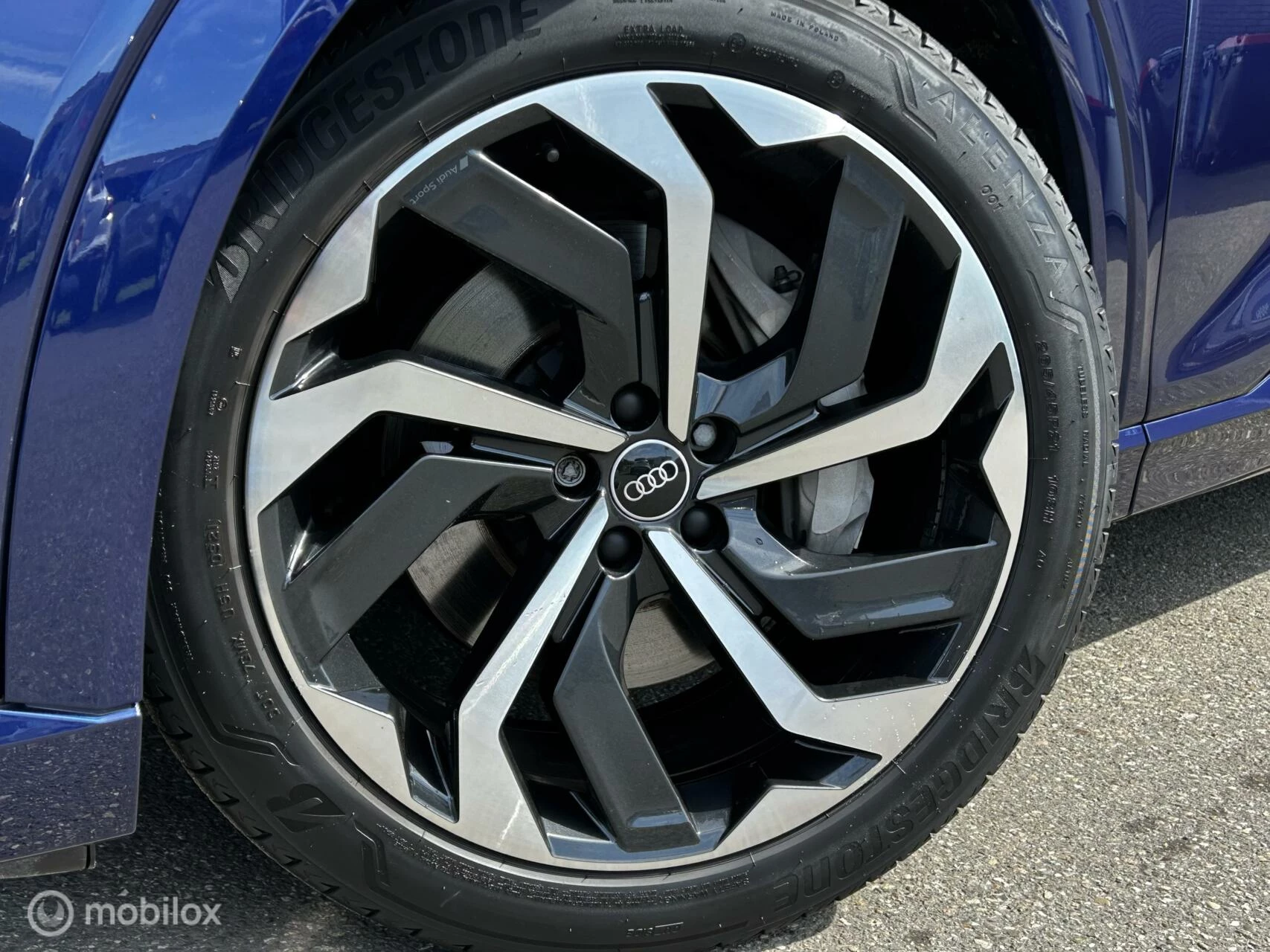 Hoofdafbeelding Audi e-tron