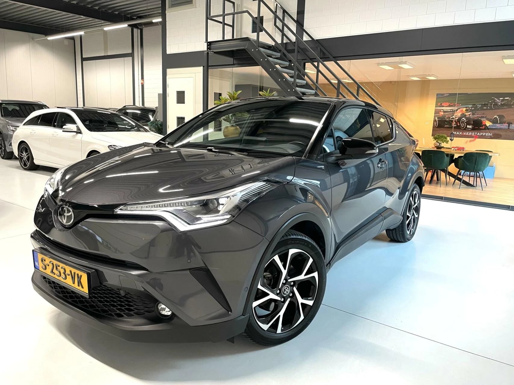 Hoofdafbeelding Toyota C-HR