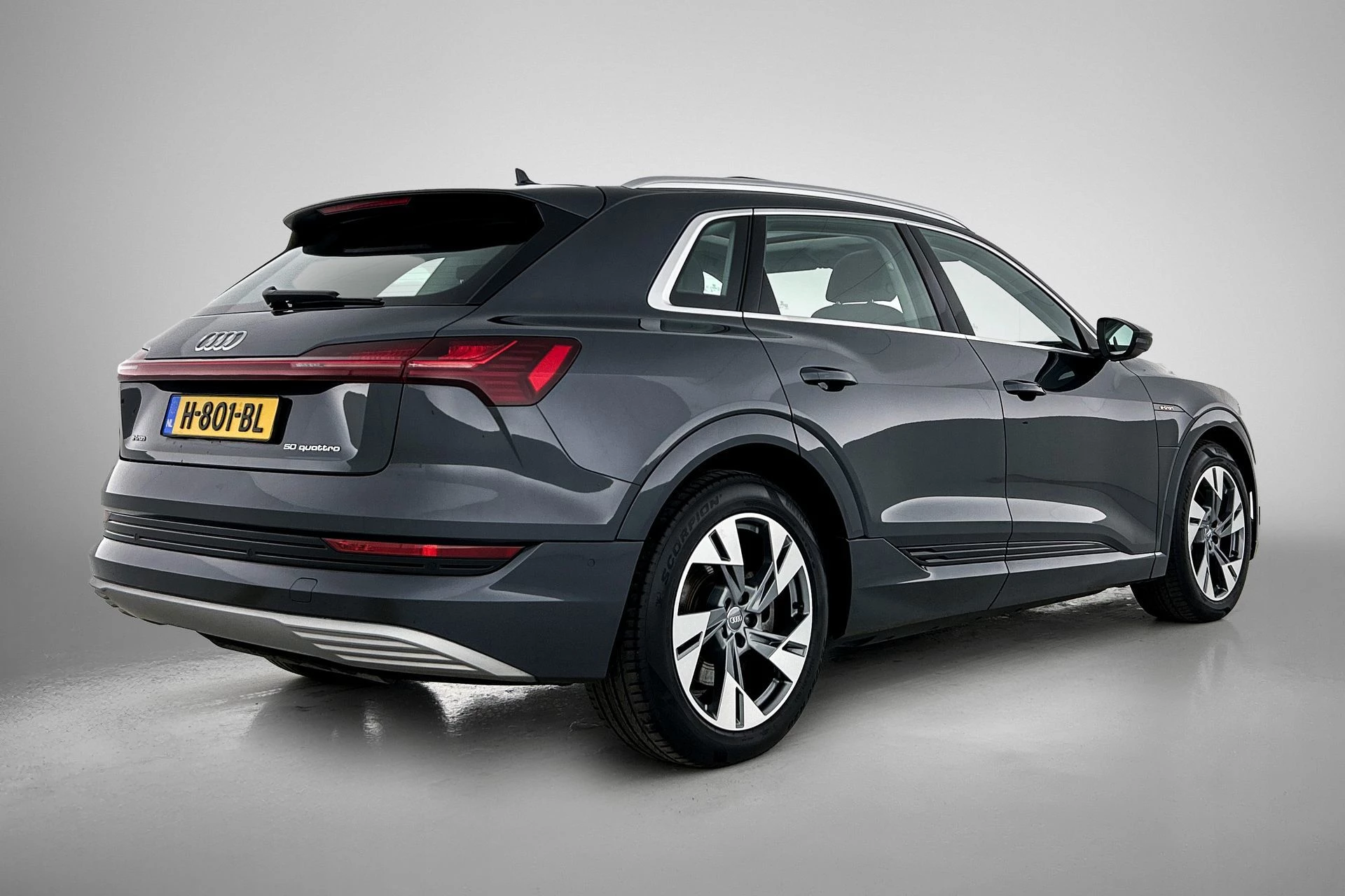 Hoofdafbeelding Audi e-tron