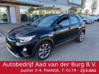 Hoofdafbeelding Kia Stonic Kia Stonic 1.0 T-GDi DynamicLine / Navigatie / Bluetooth / Parkeerhulp &  camera / 17 velgen & Banden / Prive glas  , fabrieks garantie