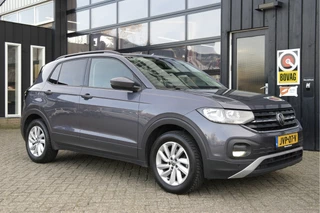 Hoofdafbeelding Volkswagen T-Cross Volkswagen T-Cross 1.0 TSI Style Automaat | Adap.Cruise | Carplay | Camera | Clima | Stoelverwarming