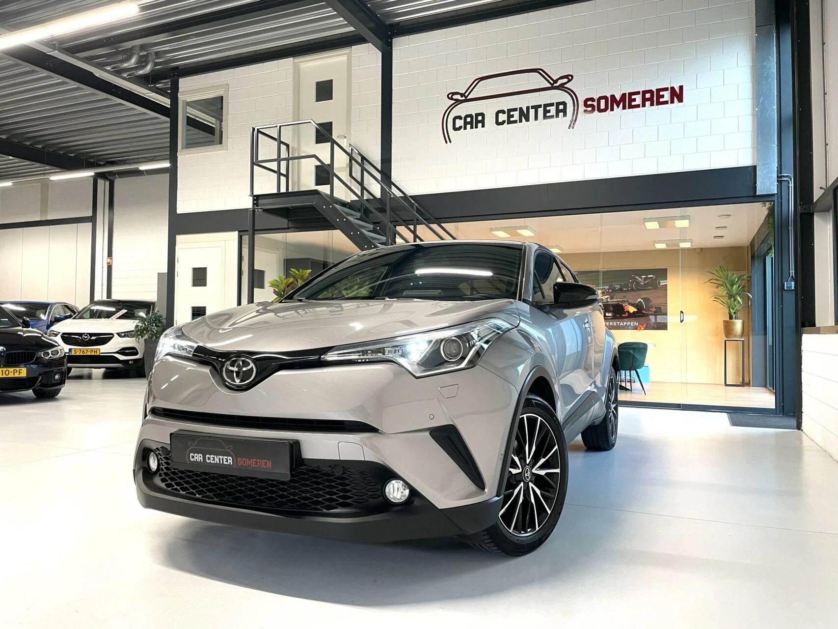 Hoofdafbeelding Toyota C-HR