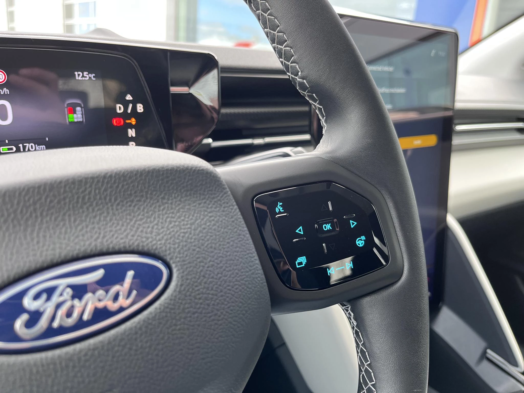 Hoofdafbeelding Ford Explorer