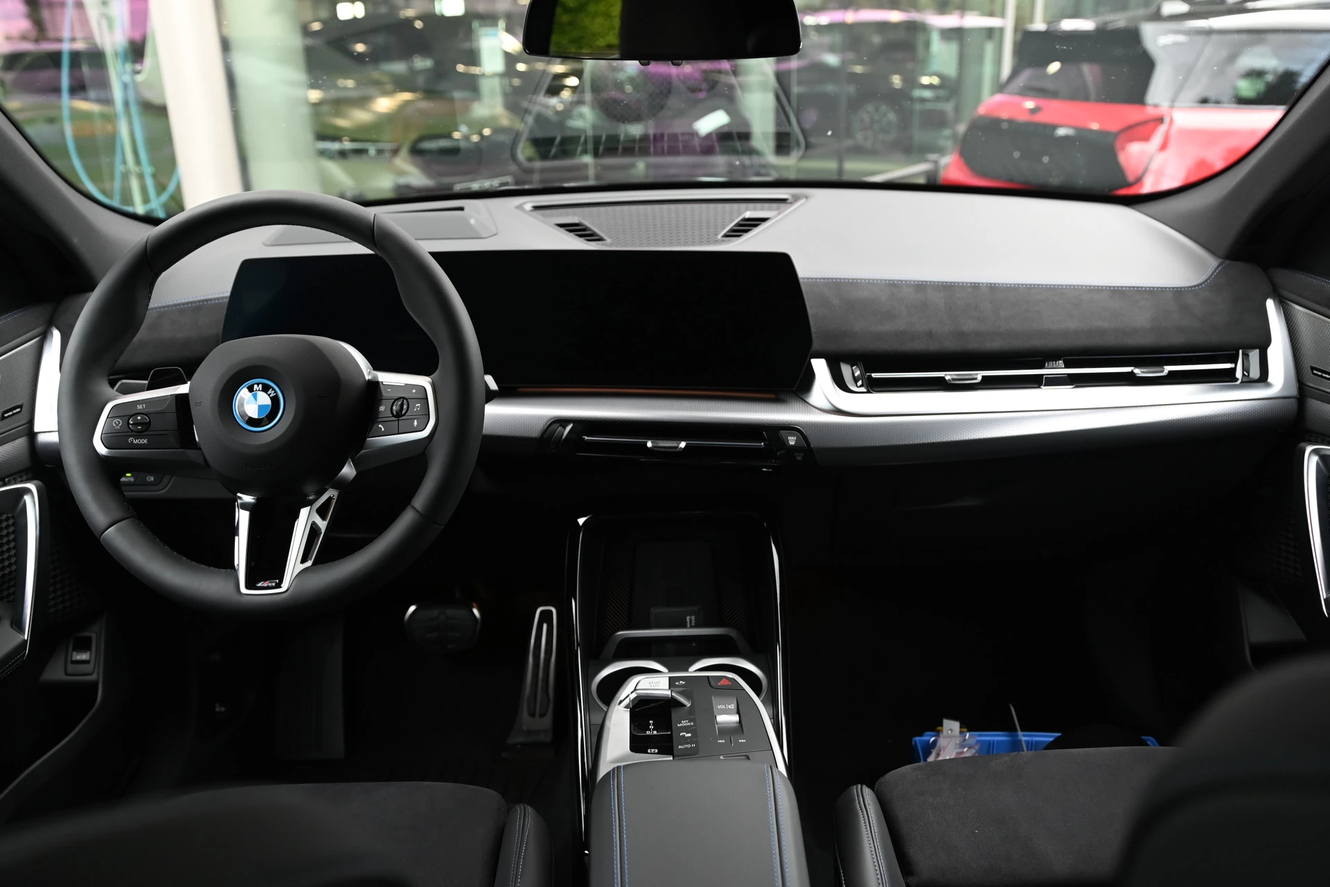 Hoofdafbeelding BMW iX2
