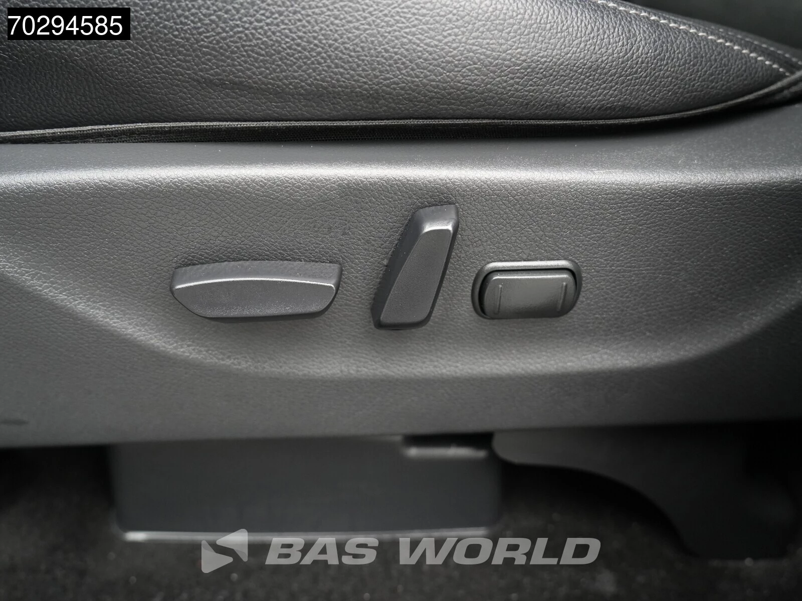 Hoofdafbeelding Mercedes-Benz X-Klasse