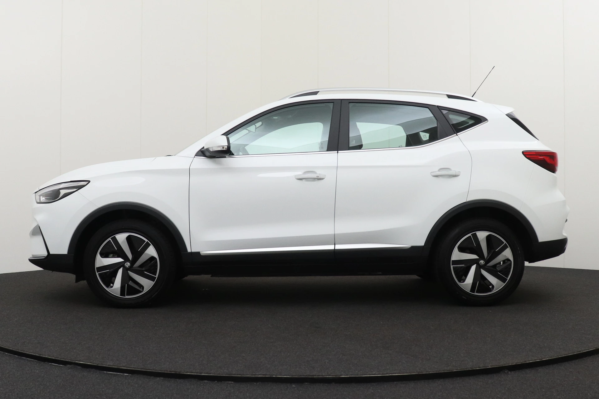 Hoofdafbeelding MG ZS