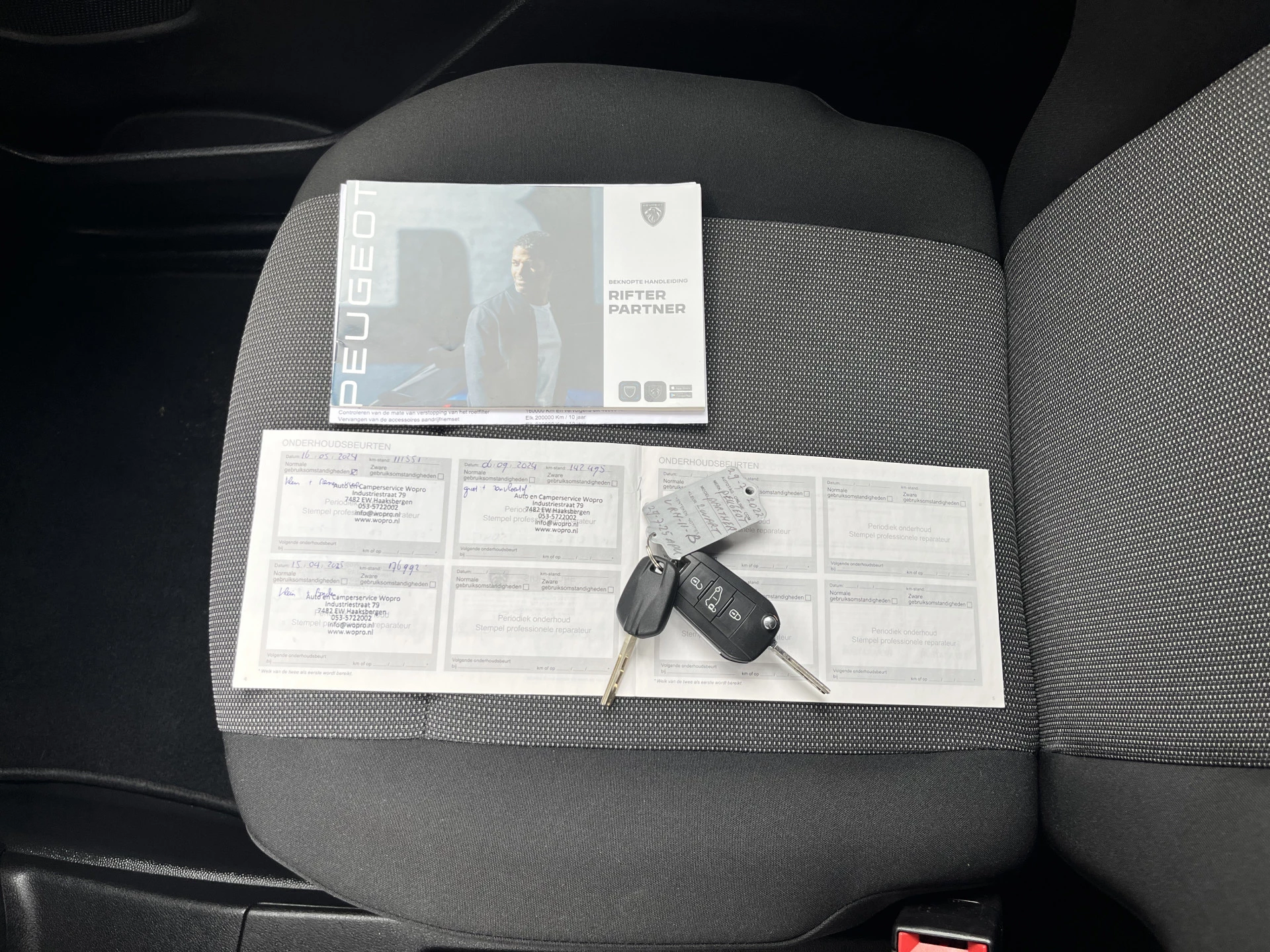 Hoofdafbeelding Peugeot Partner