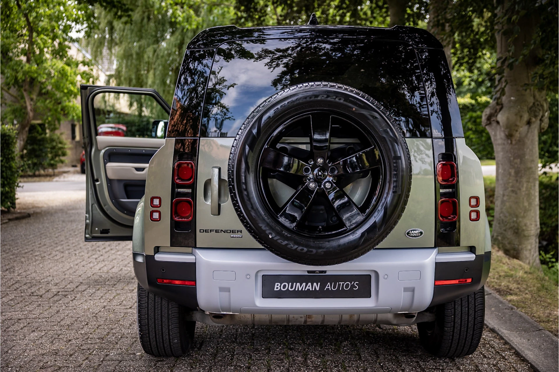 Hoofdafbeelding Land Rover Defender
