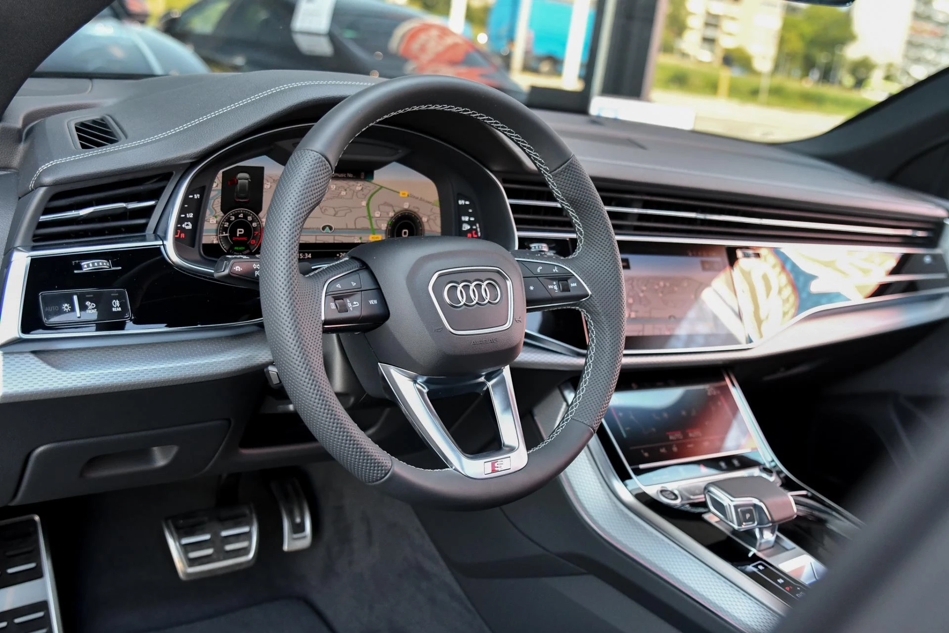 Hoofdafbeelding Audi Q8