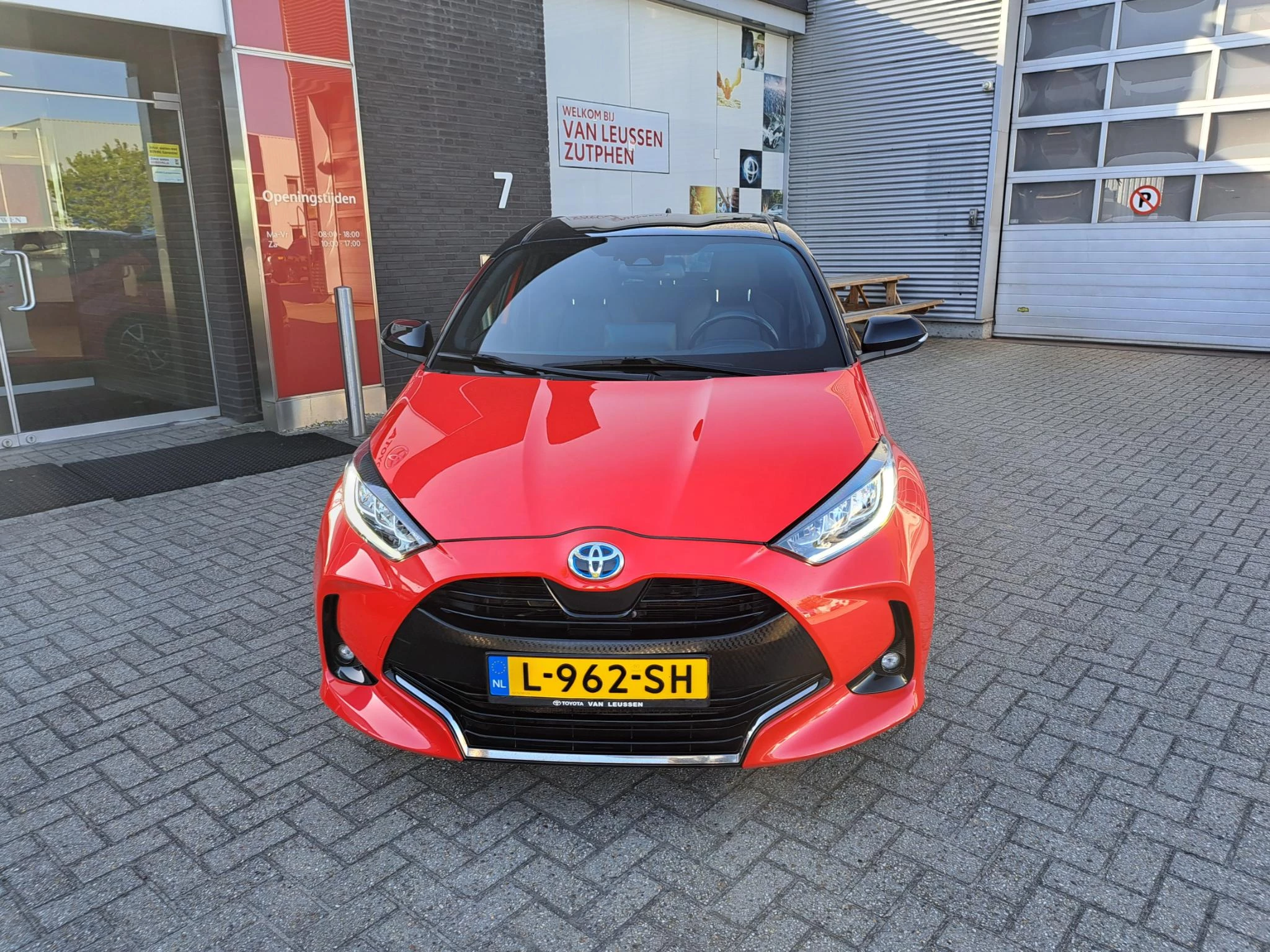 Hoofdafbeelding Toyota Yaris