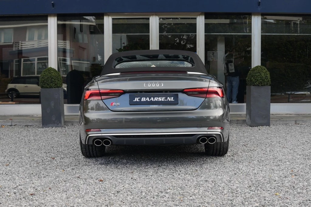 Hoofdafbeelding Audi S5