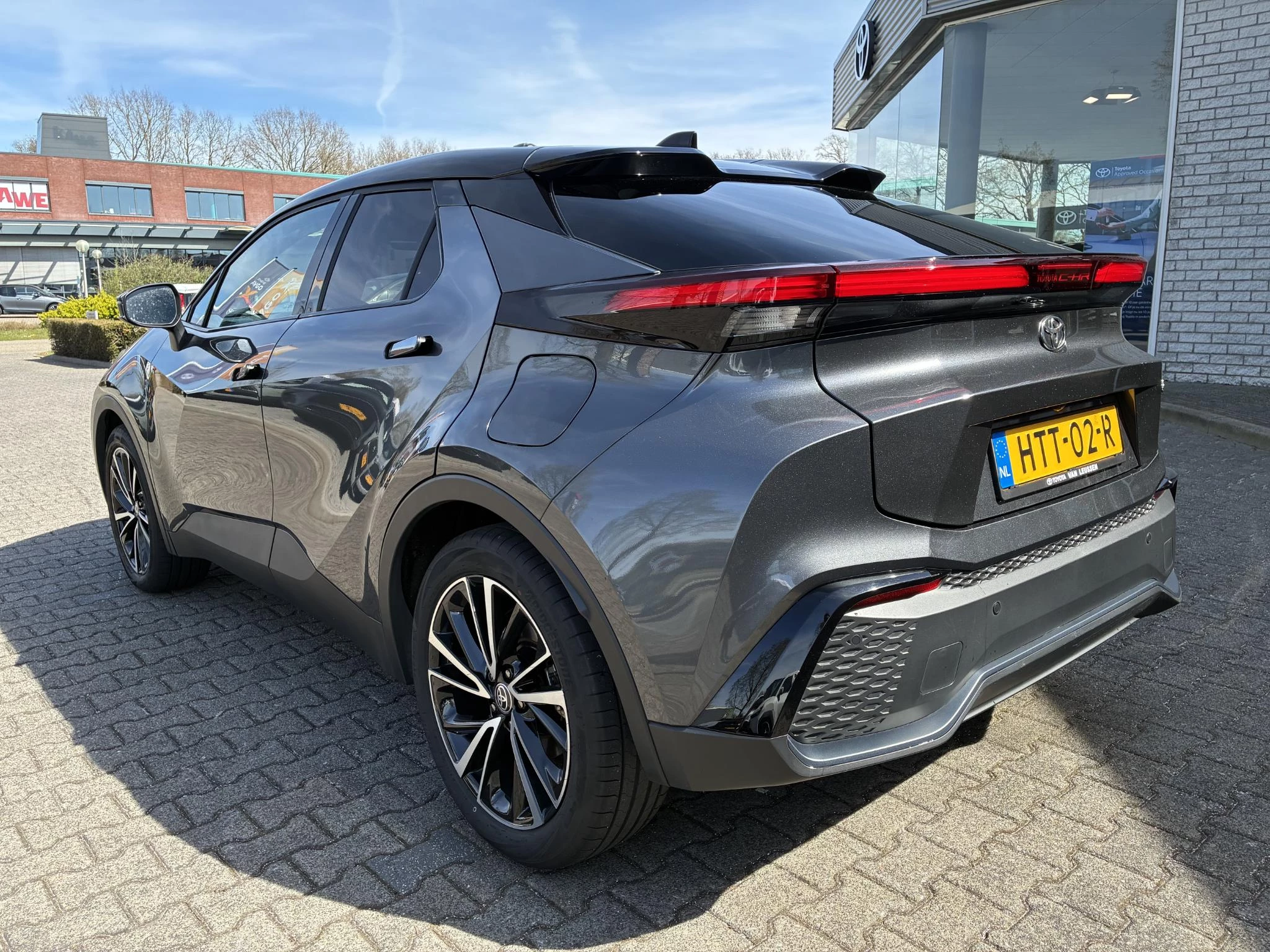 Hoofdafbeelding Toyota C-HR