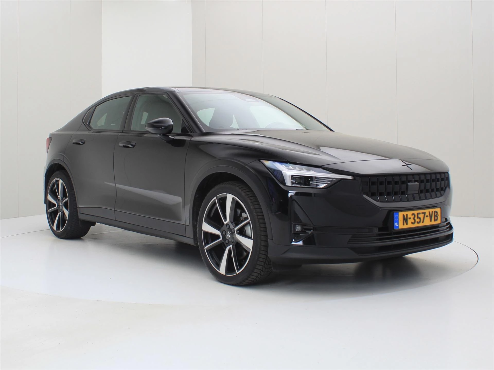 Hoofdafbeelding Polestar 2