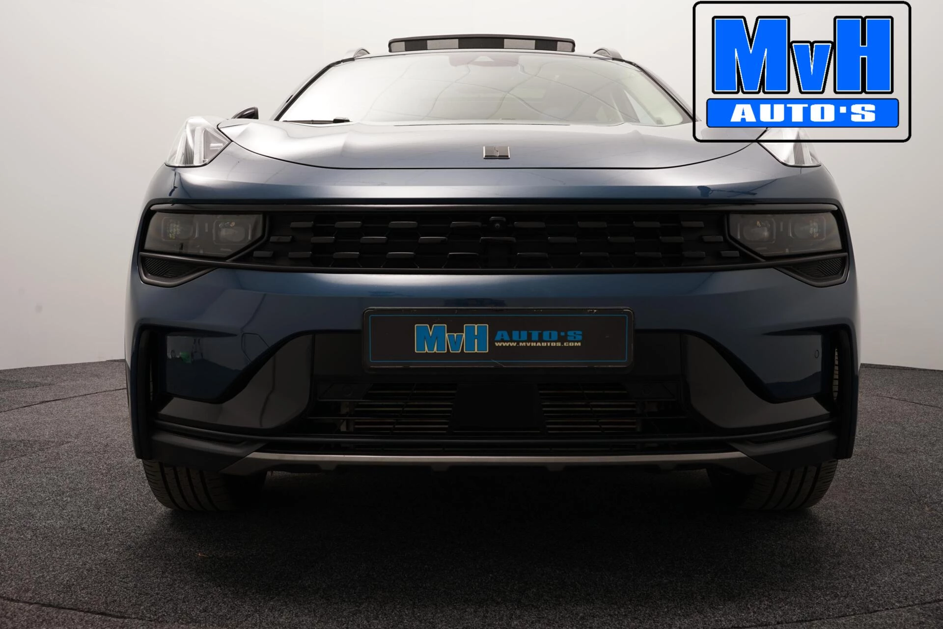 Hoofdafbeelding Lynk & Co 01