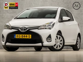 Toyota Yaris 1.0 VVT-i Sport (SCHERM, AIRCO, BLUETOOTH, SPORTSTOELEN, MULTIFUNCTIONEEL STUURWIEL, NIEUWE APK, NIEUWSTAAT)