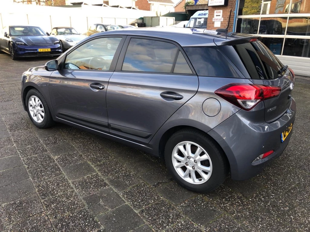 Hoofdafbeelding Hyundai i20