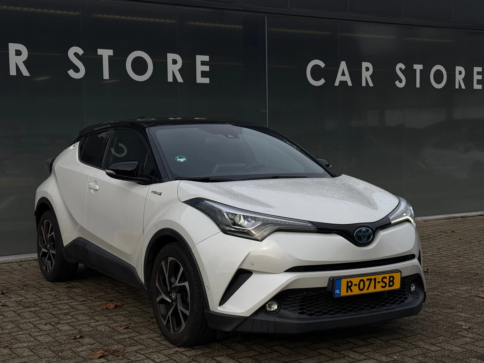 Hoofdafbeelding Toyota C-HR