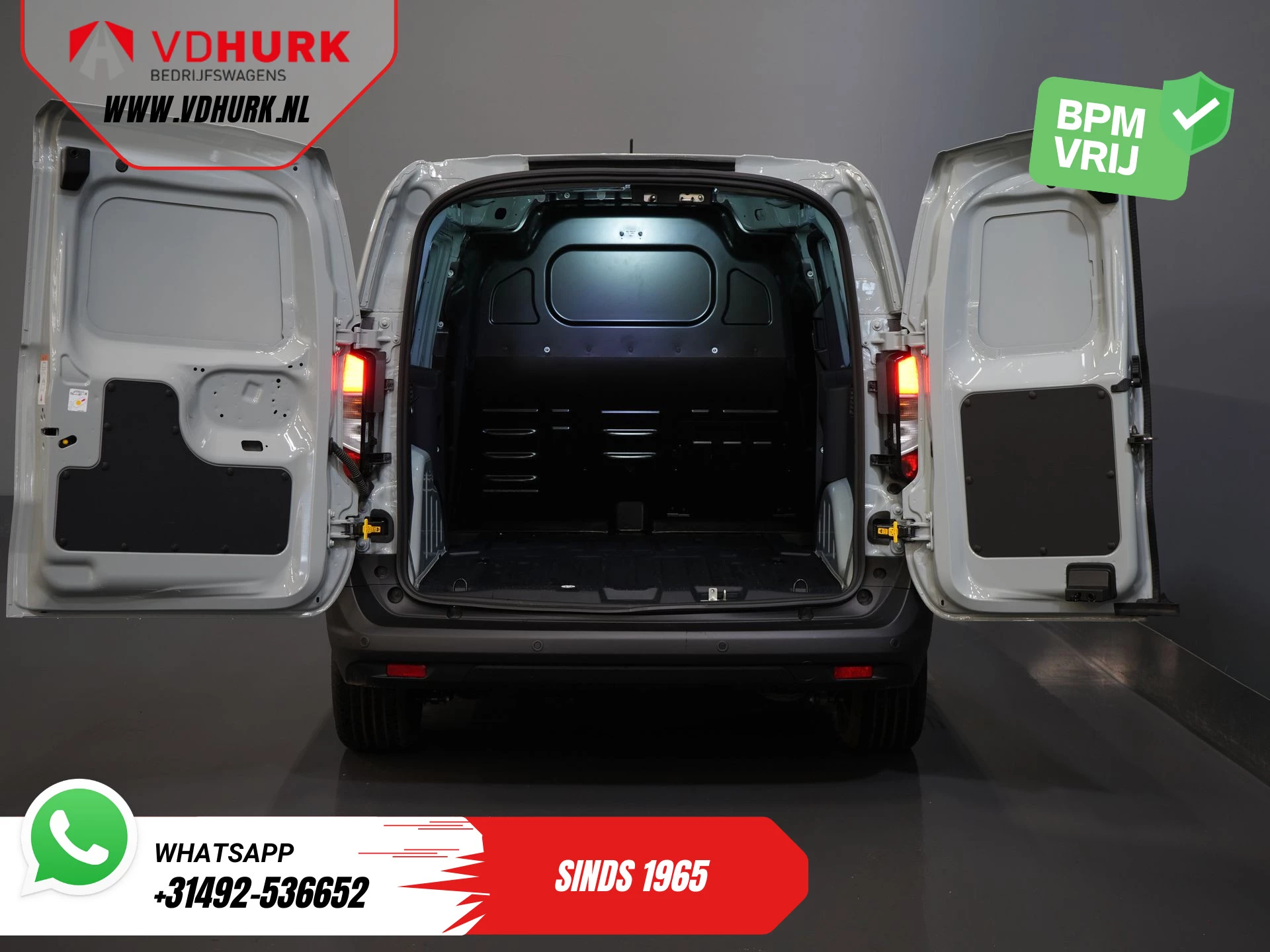 Hoofdafbeelding Ford Transit Courier