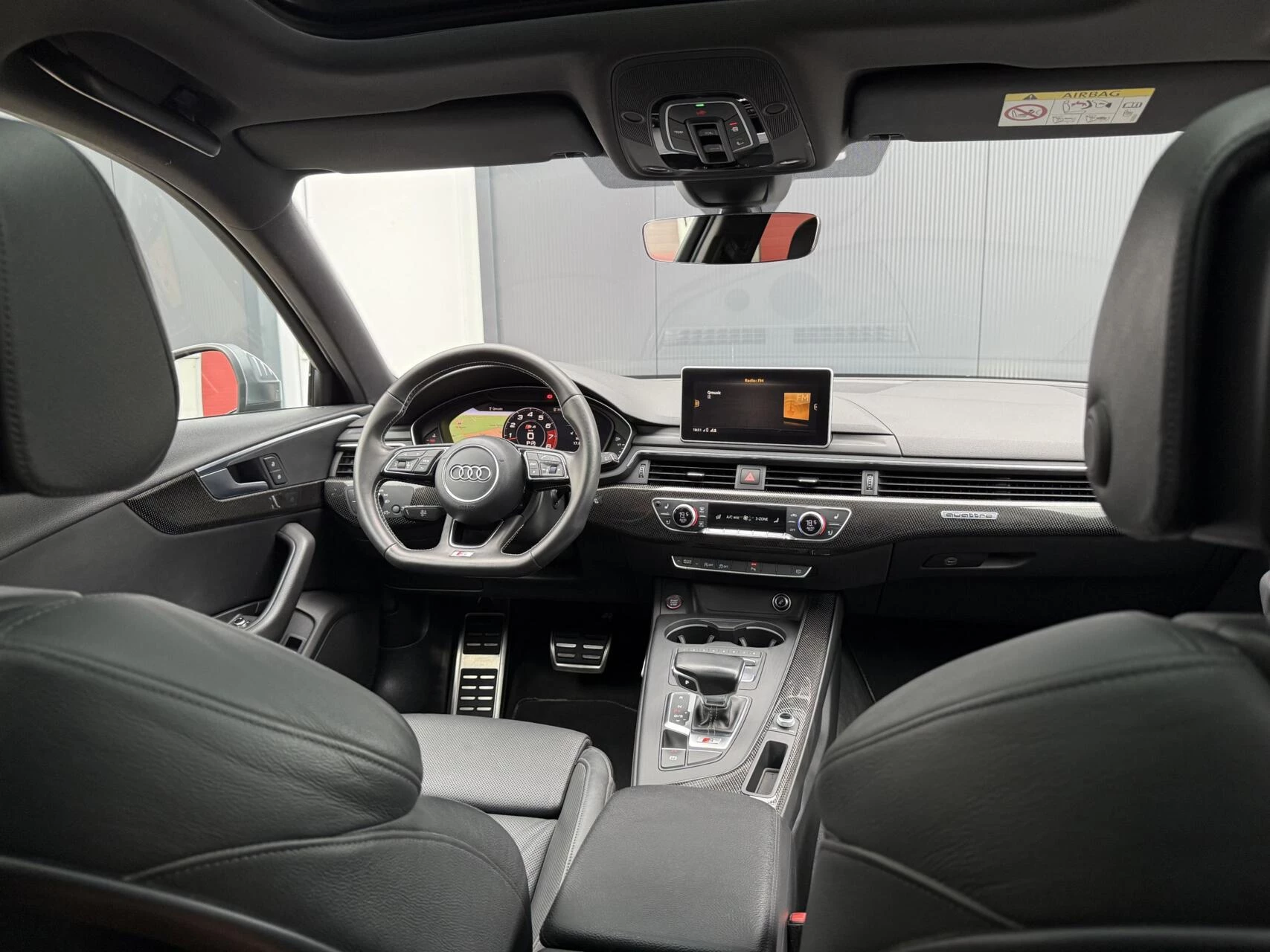 Hoofdafbeelding Audi S4