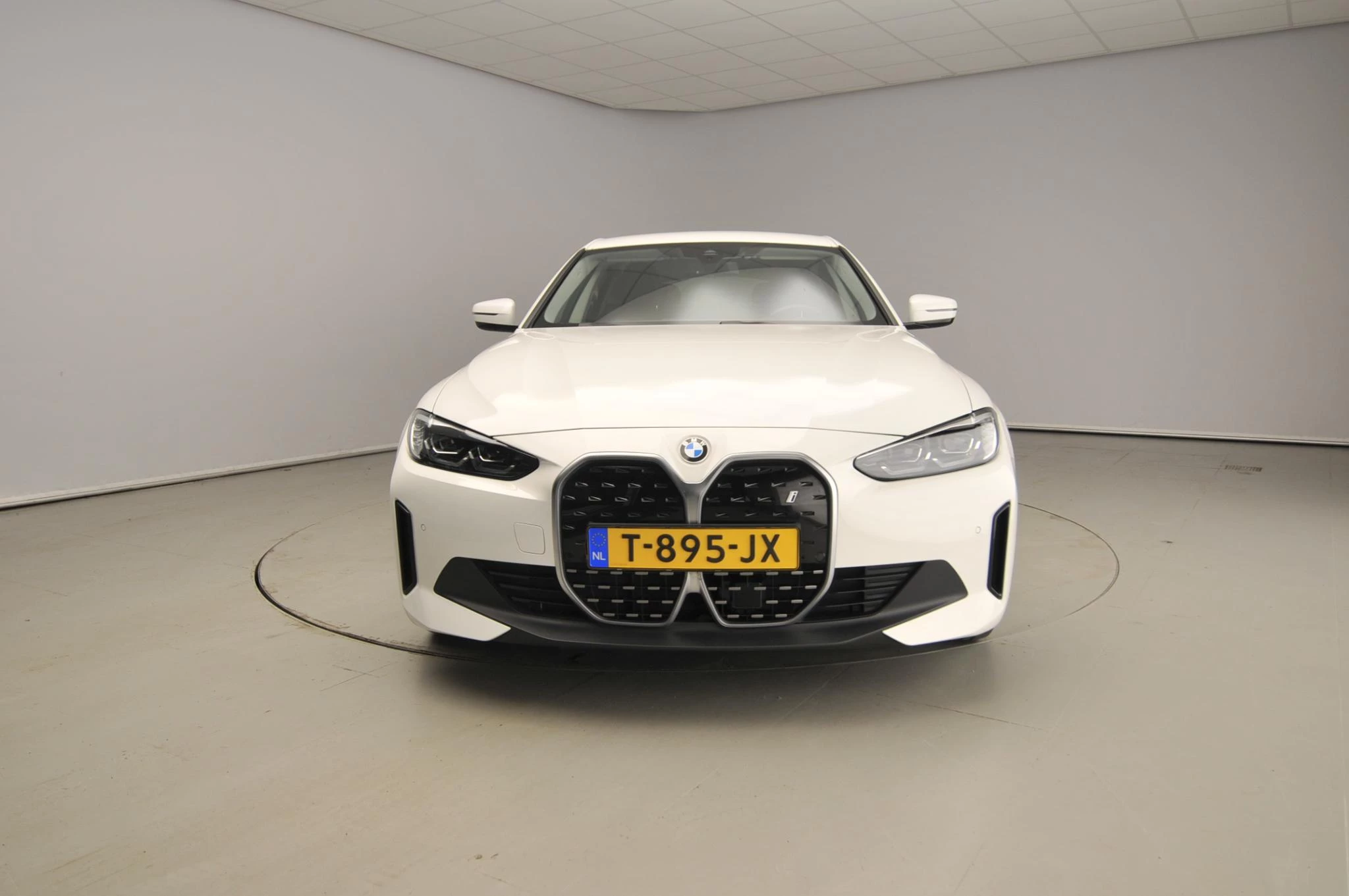 Hoofdafbeelding BMW i4