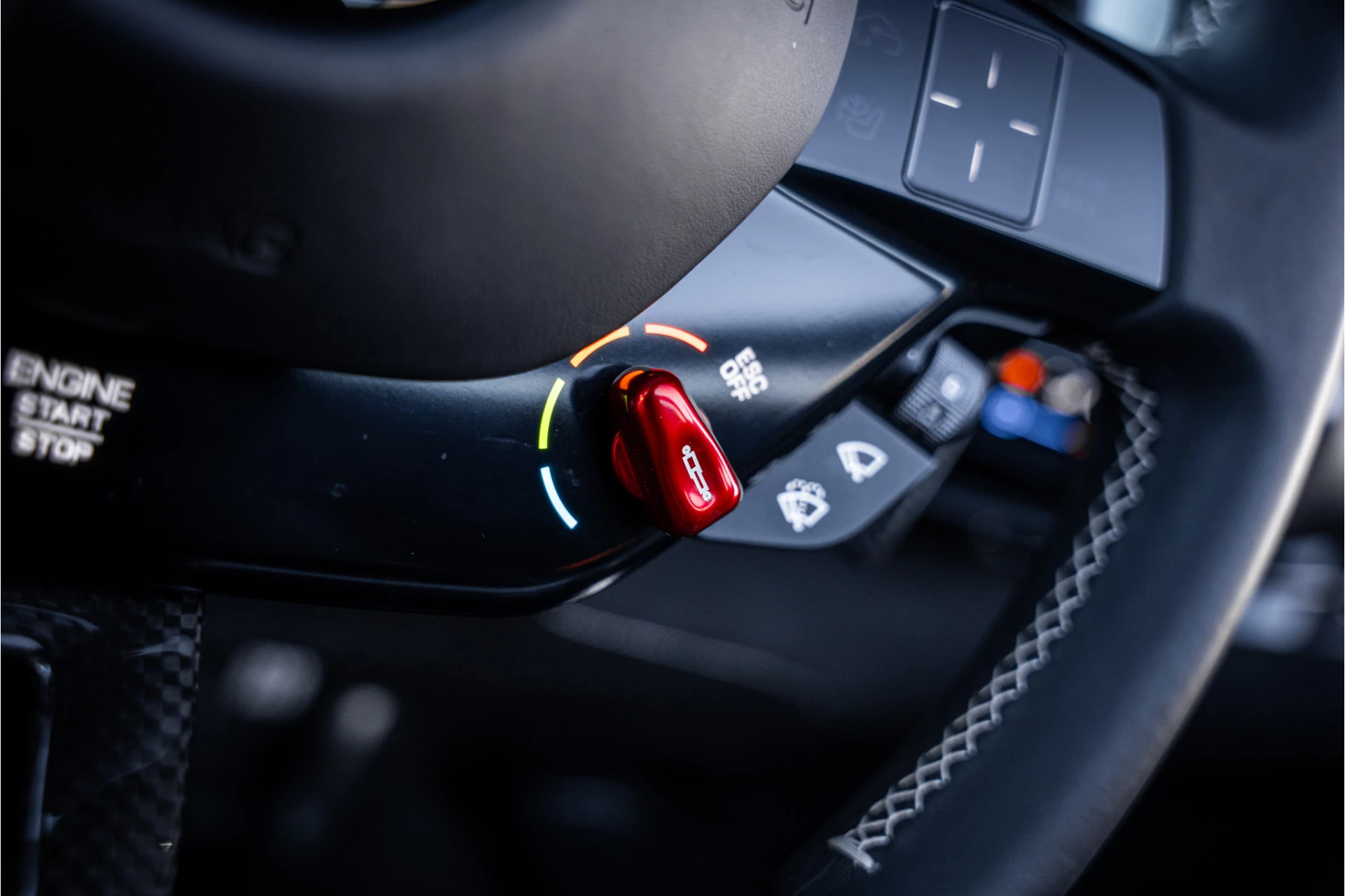 Hoofdafbeelding Ferrari 296