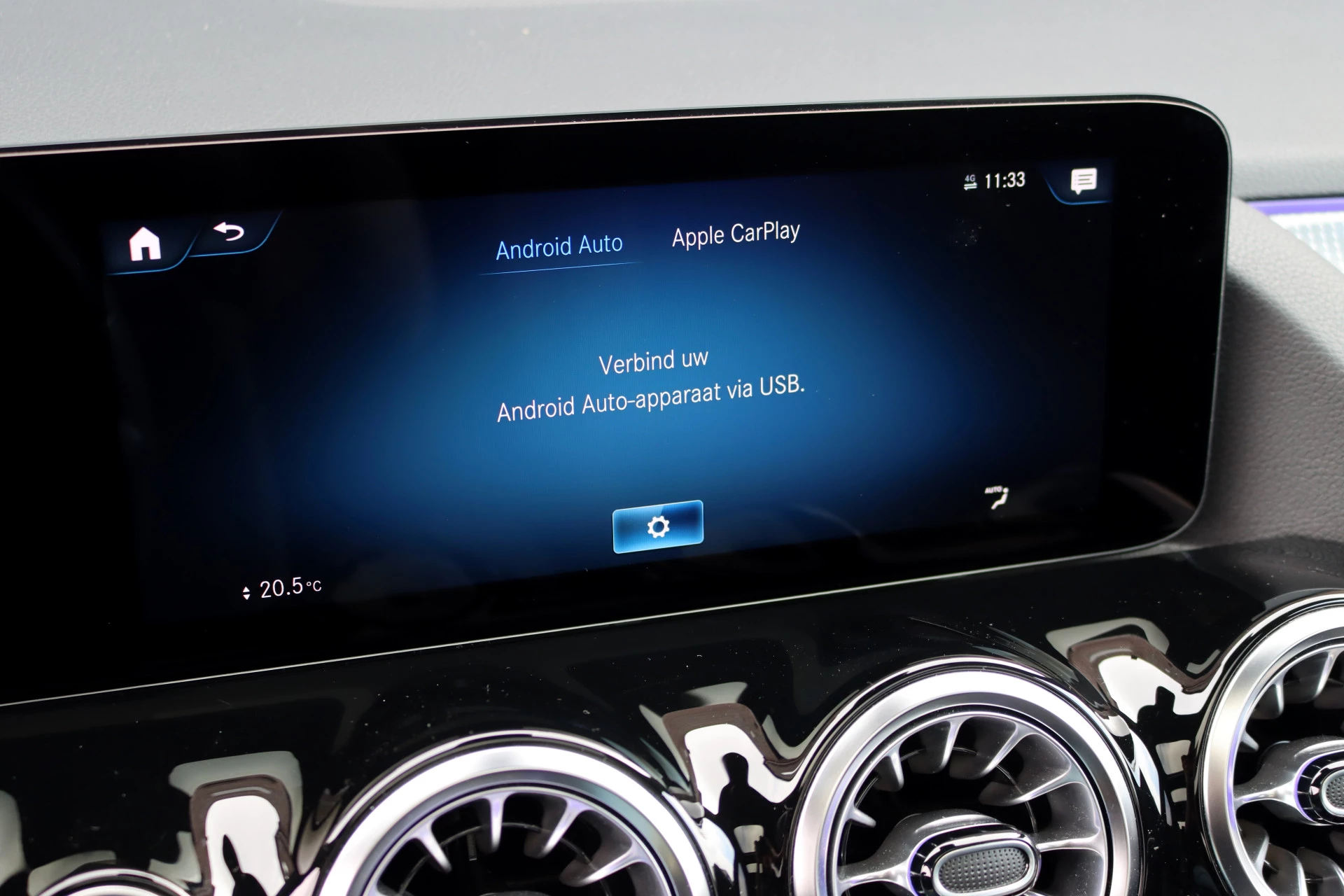 Hoofdafbeelding Mercedes-Benz EQA