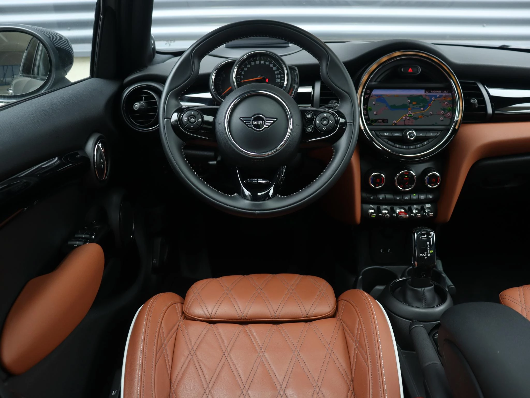 Hoofdafbeelding MINI 5-deurs