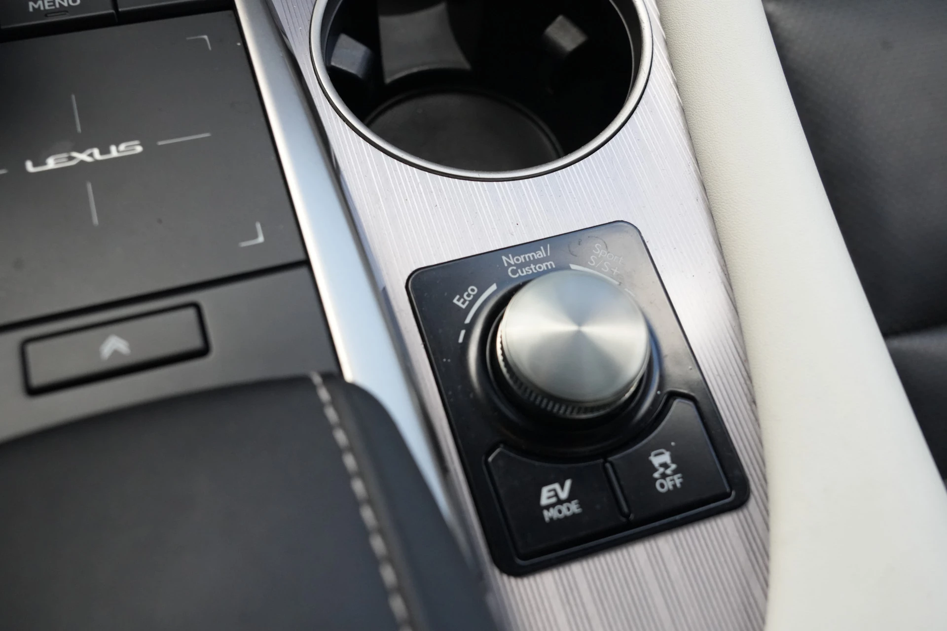 Hoofdafbeelding Lexus RX