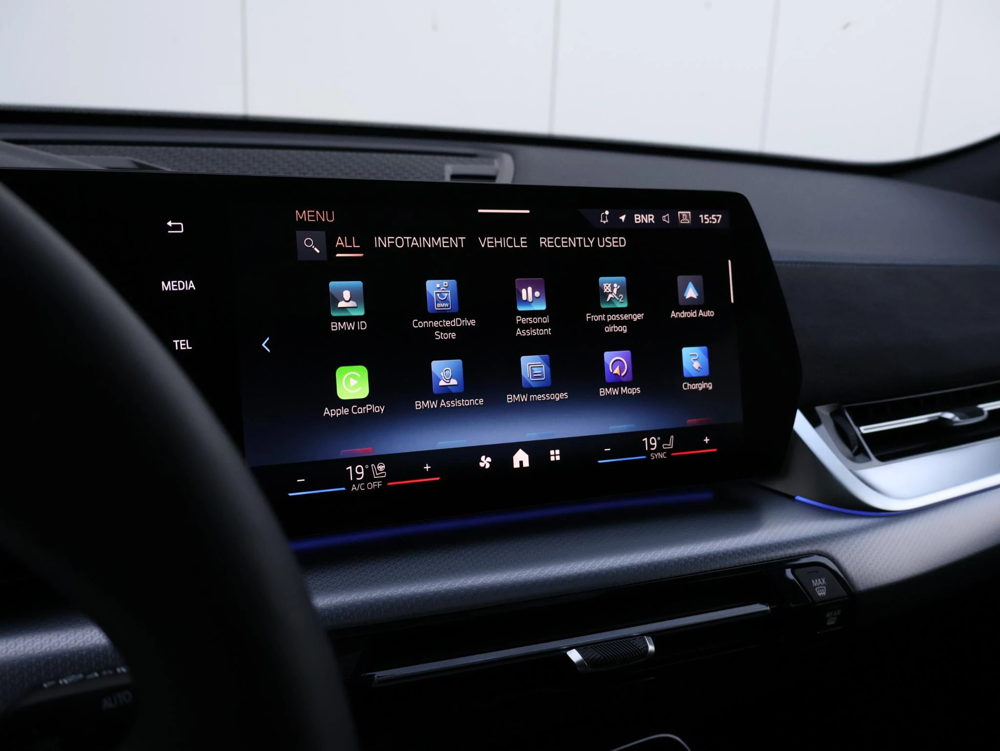 Hoofdafbeelding BMW iX2