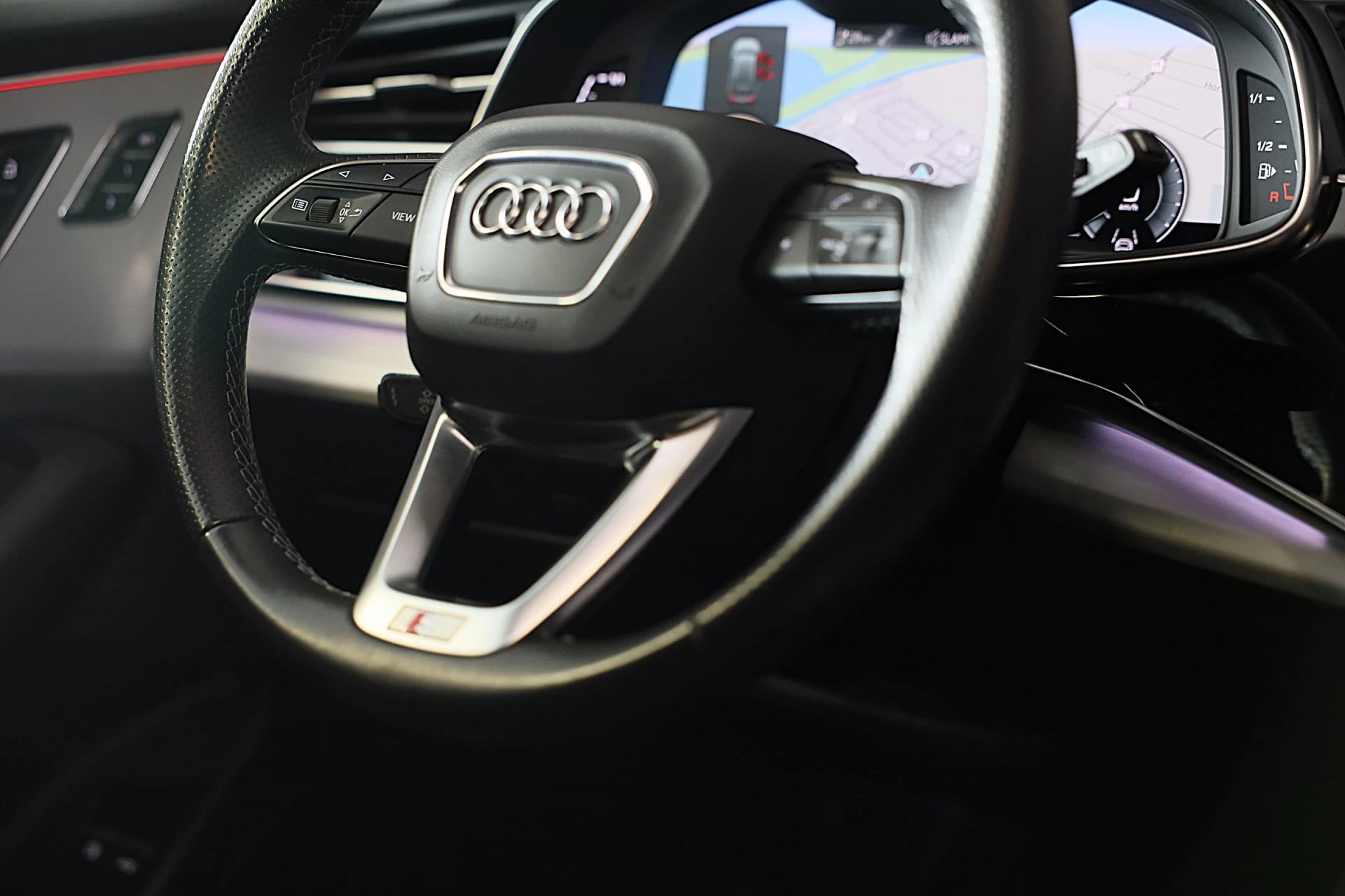 Hoofdafbeelding Audi Q8