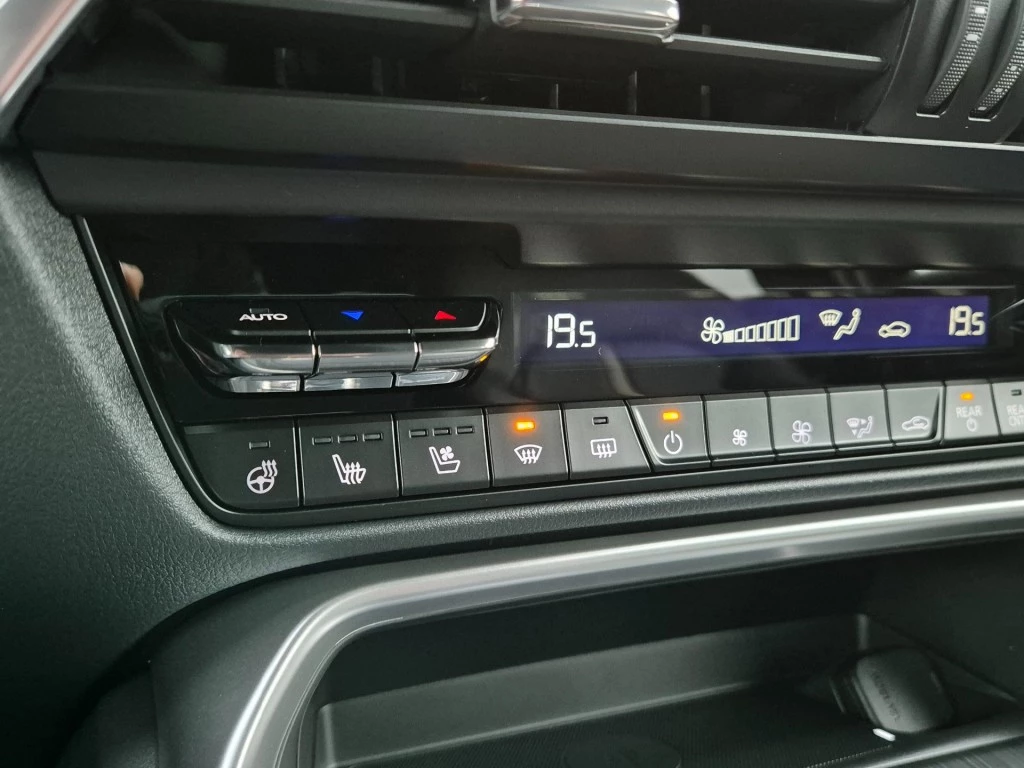 Hoofdafbeelding Mazda CX-80