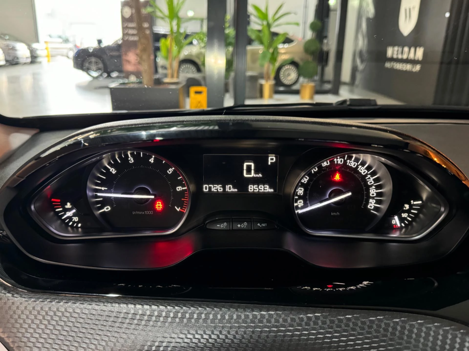 Hoofdafbeelding Peugeot 2008