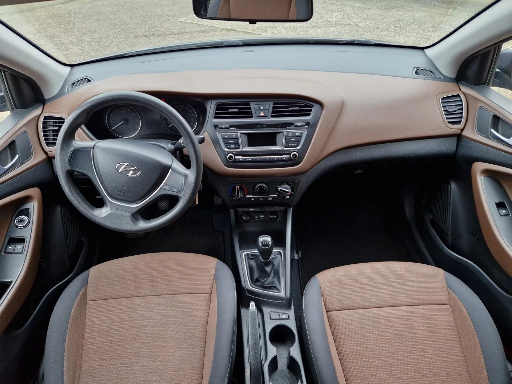 Hoofdafbeelding Hyundai i20