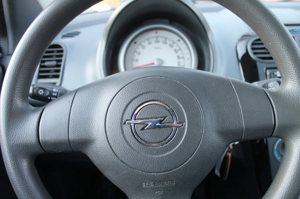 Hoofdafbeelding Opel Agila