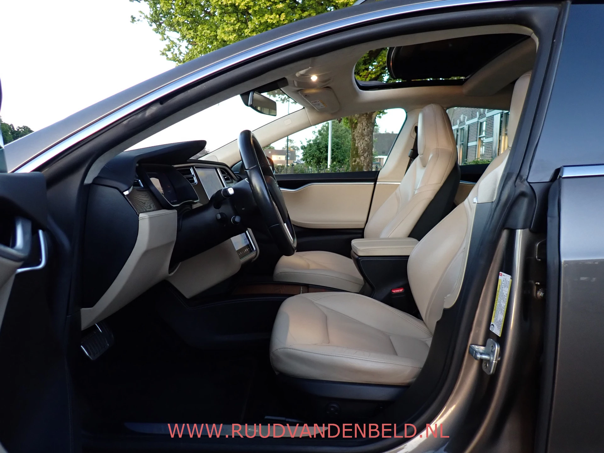 Hoofdafbeelding Tesla Model S