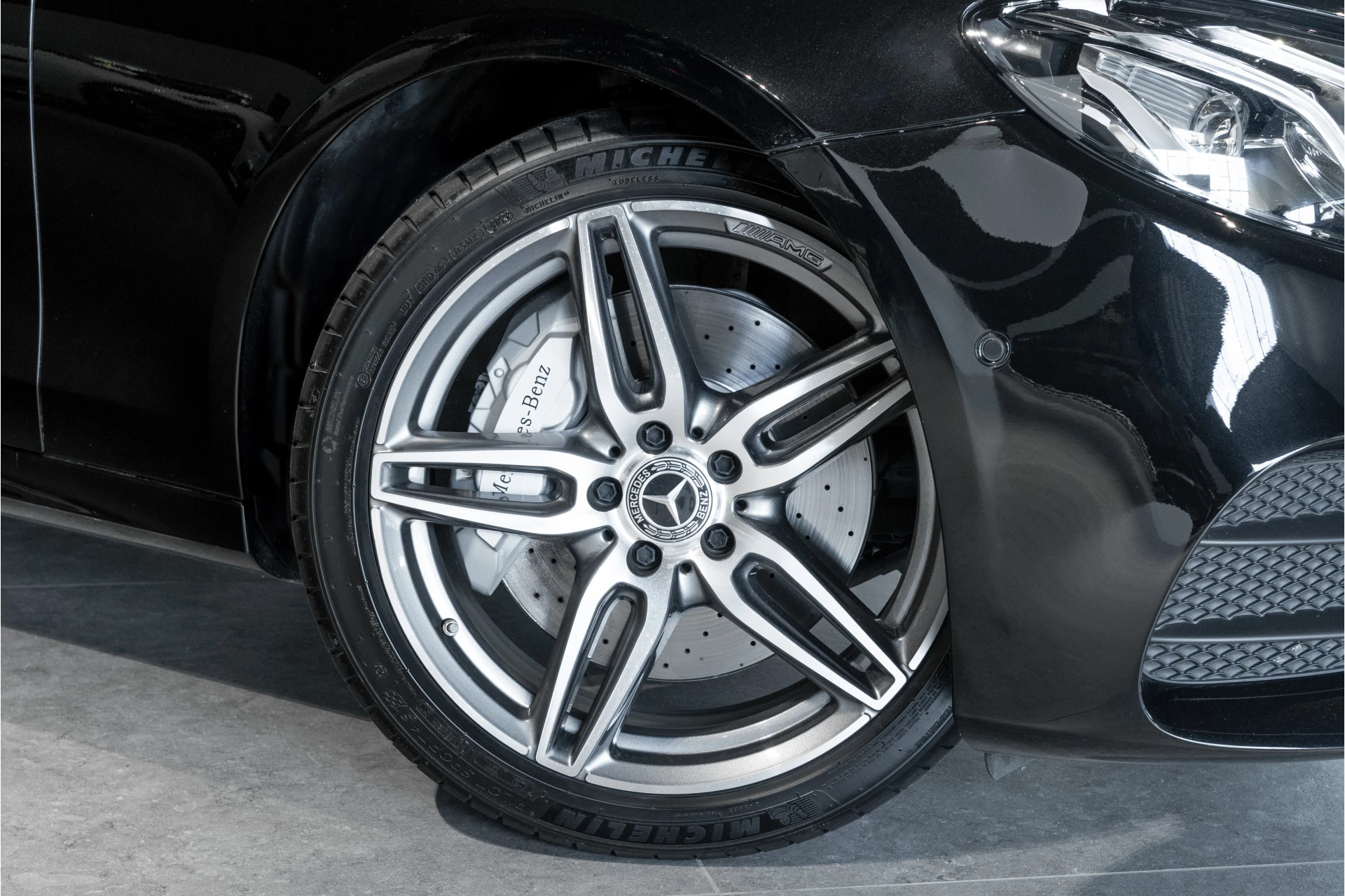 Hoofdafbeelding Mercedes-Benz E-Klasse