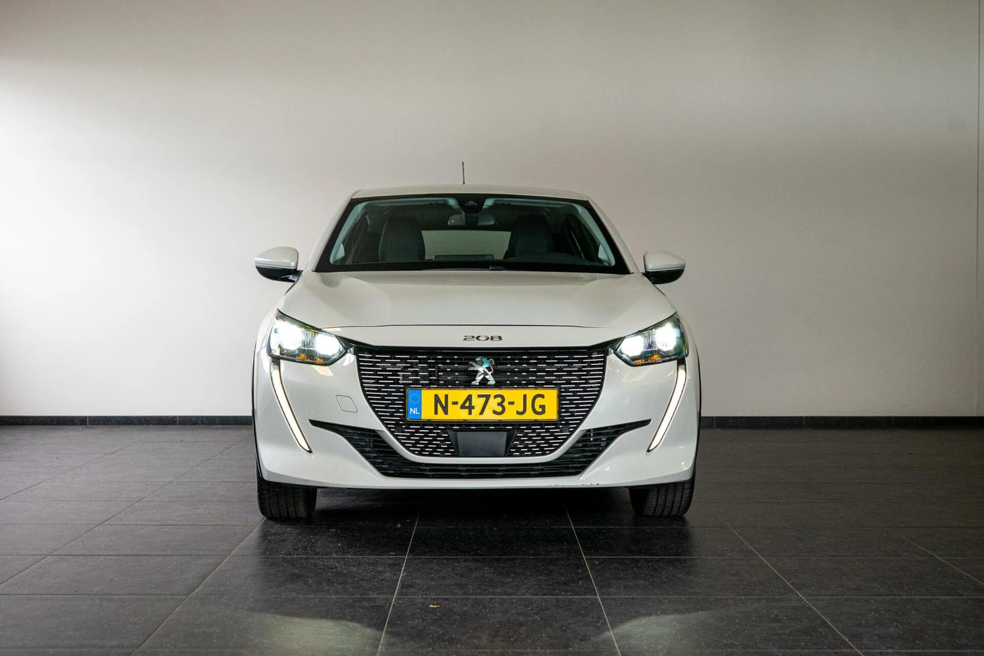 Hoofdafbeelding Peugeot e-208
