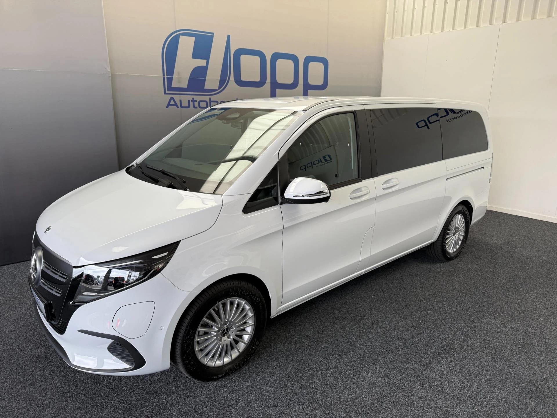 Hoofdafbeelding Mercedes-Benz EQV