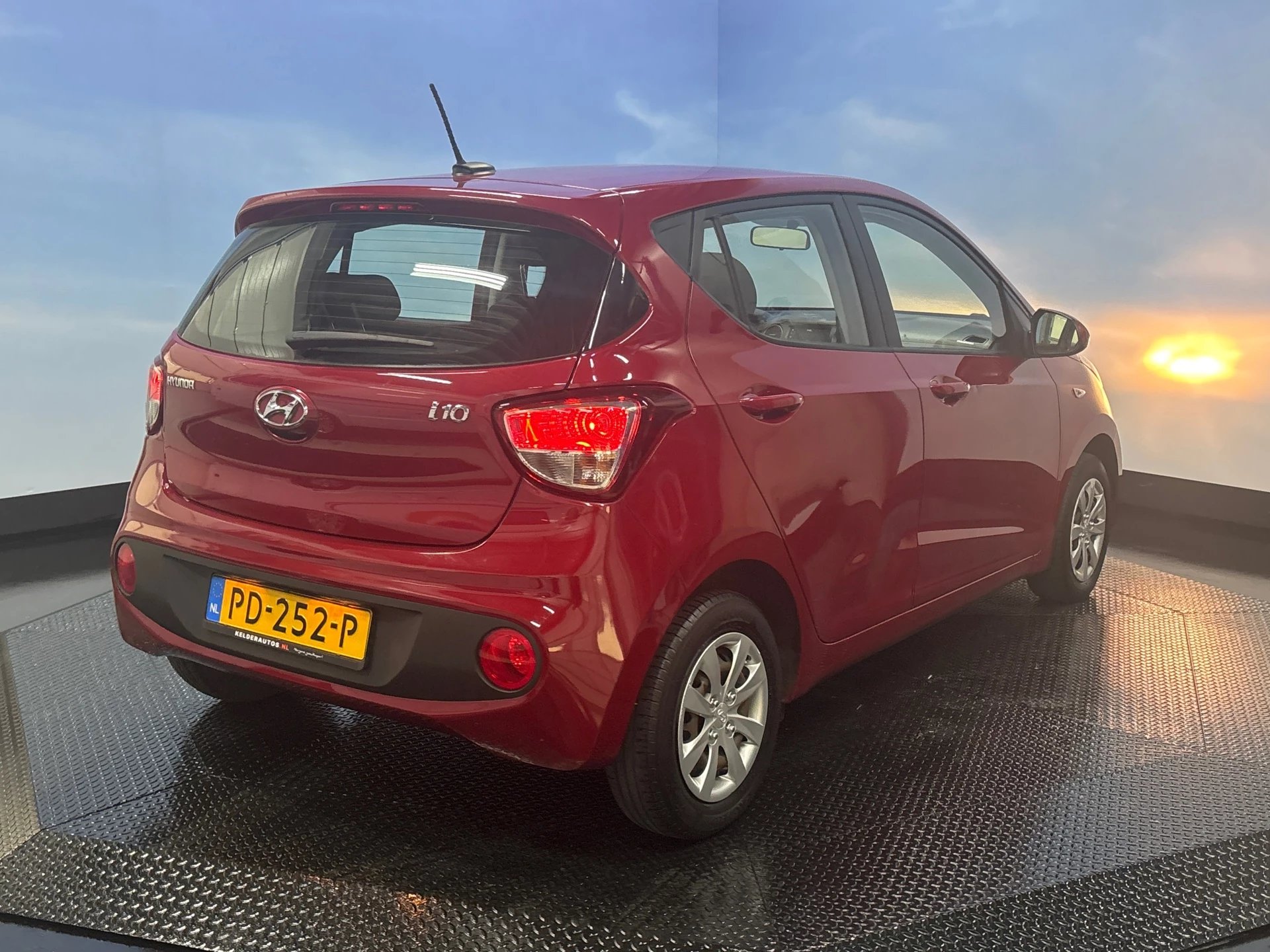 Hoofdafbeelding Hyundai i10