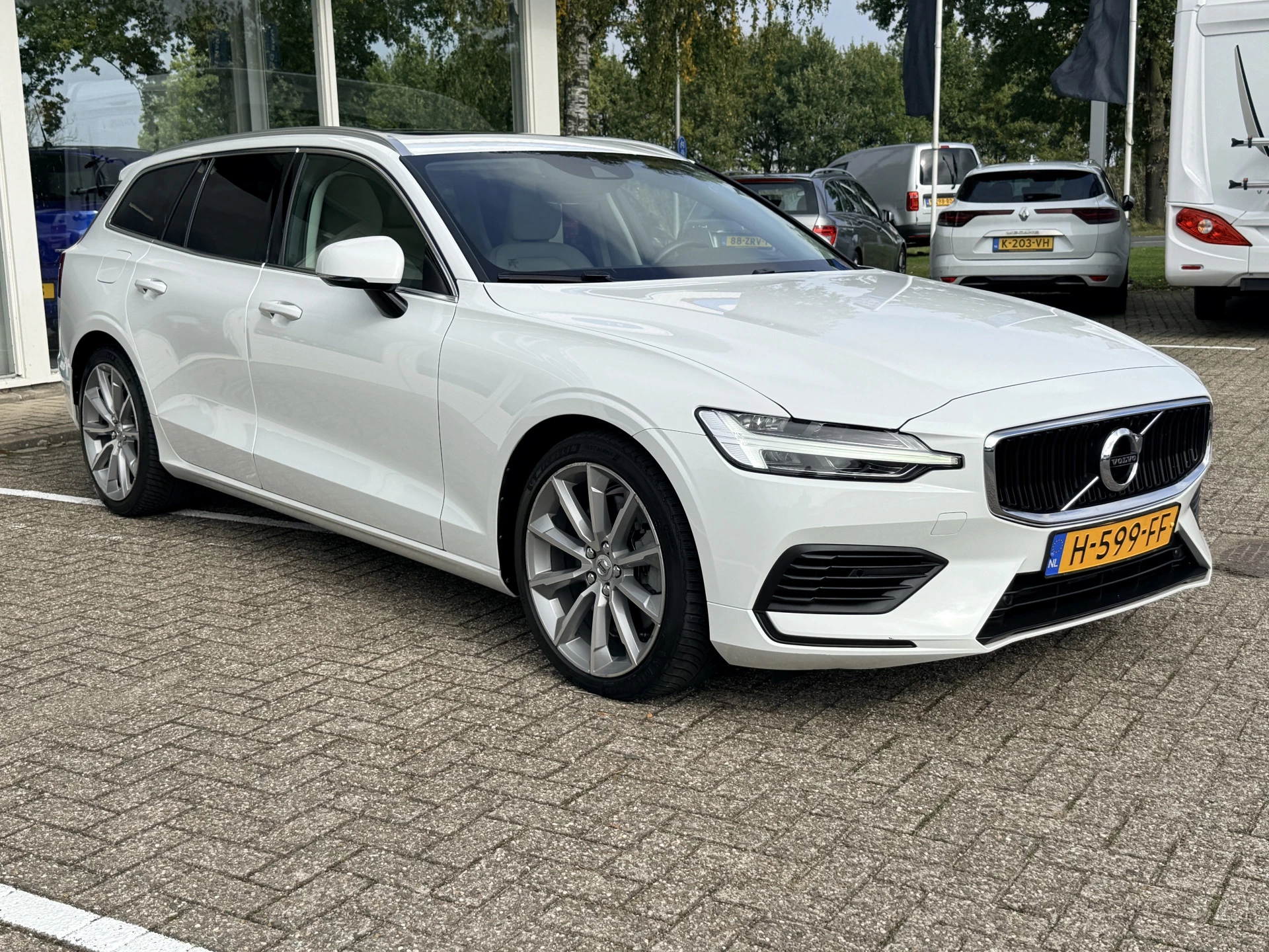 Hoofdafbeelding Volvo V60