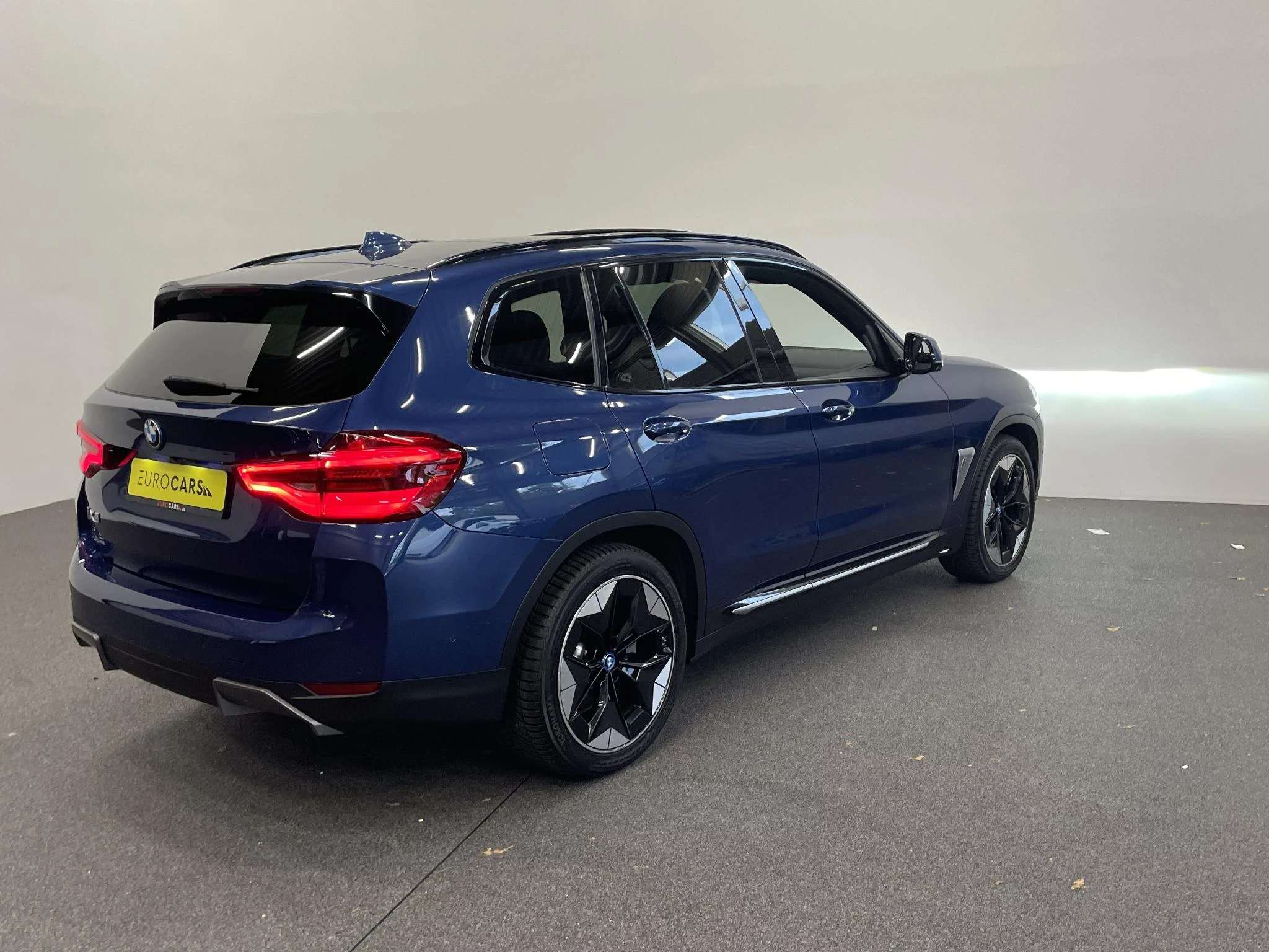 Hoofdafbeelding BMW iX3