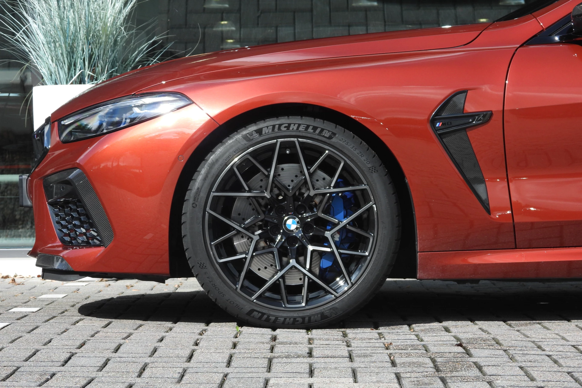 Hoofdafbeelding BMW M8